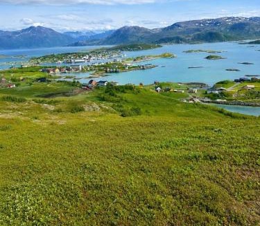 Sommarøy House | Quiet premium cabin by the sea - Sommarøy