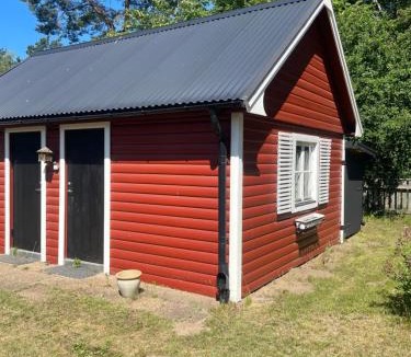 Aahus House | Röda huset