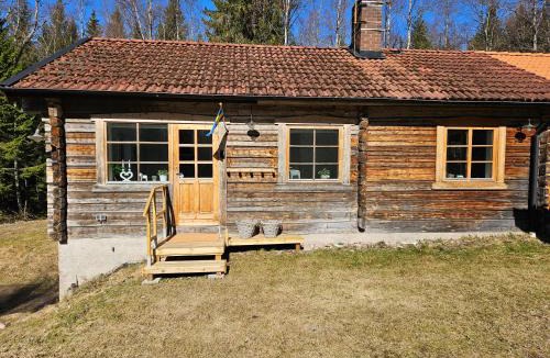 Vikarbyn House | Röjeråsen stugan mitt i Dalarna - nära naturen, Siljan och Rättvik