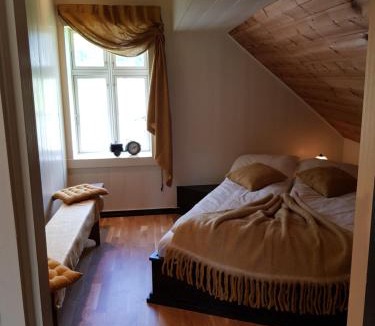 Sogndal Hotel | Rødseter Gjestegård