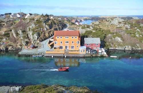 Rovaer Hotel | Røvær Havhotell