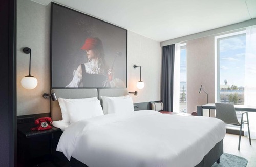 Ullensaker Hotel | Radisson RED, Oslo Airport
