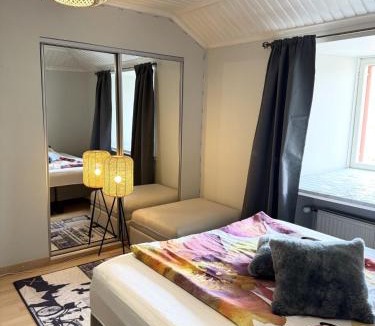 Karkkila Apartment | Rautatien ullakkohuoneisto