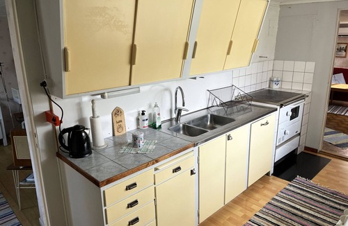 Jarnforsen Ski Chalet | Red cottage located close to forest and land outside Virserum | SE05066