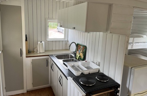 Hultsfred Ski Chalet | Red Cottage with Lakefront Location at Nerbjärken – Peaceful Retreat near Hultsfred | SE05088