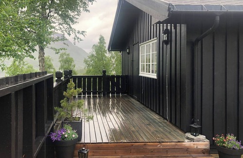 Sykkylven House | Relaxing mountain cabin in scenic surroundings