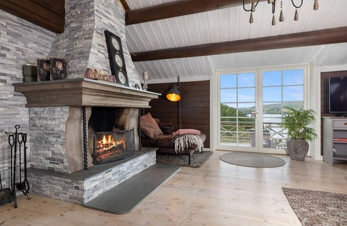 B Cabin | Relaxing and cozy cottage with jacuzzi and panorama view