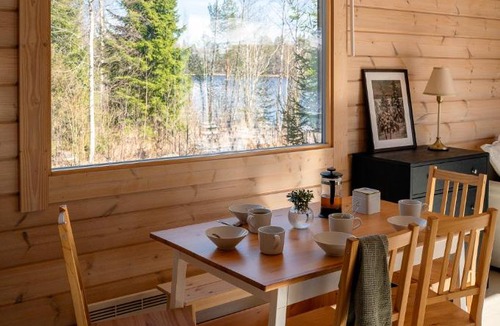 Padasjoki House | Remote Lakeside Mökki | Wood Sauna & Forest Views