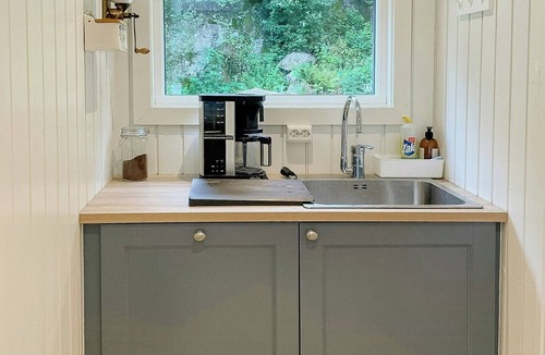 Lyngdal House | Renovated cabin with outdoor kitchen near Lyngdal