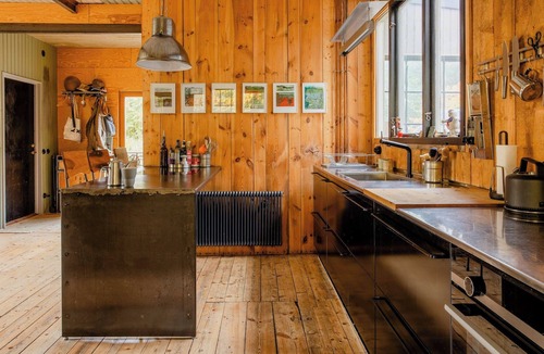 Lonsboda House | Restored quarry house near Nobel laureate home