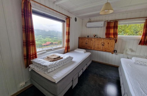 Lesja Municipality Apartment | Retro