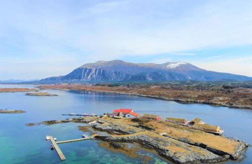 Aure Hotel | Ringholmen Sjøhus