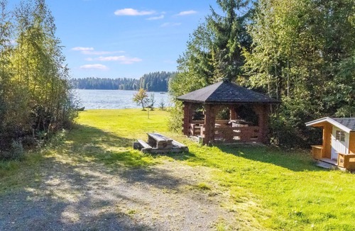 Tahkovuori House | Rinnepelto by Interhome