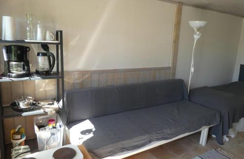 Munkedal Apartment | Riverside Farm fish and family friendly cottage nr 3 Kungsfiskaren