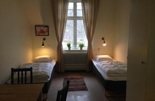 Ronneby Hostel | Ronneby Brunnspark Vandrarhem och B&B