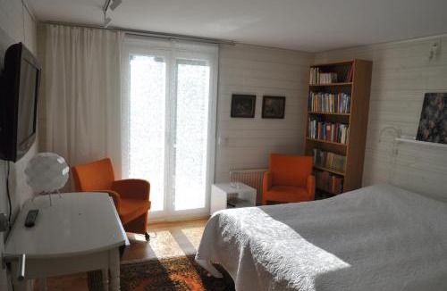 Ekestad Bed & Breakfast | Room In Ekestad
