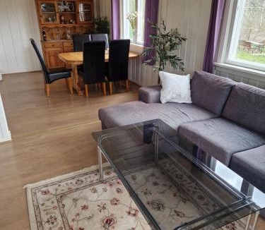 Gran House | room in family home