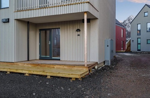 Henningsvaer Apartment | Rorbuleilighet i idylliske Henningsvær