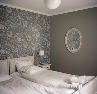 Tibro Bed & Breakfast | Ruders Egendom