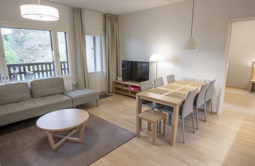Rukatunturi Apartment | Ruka Ski Chalets (81,5m²) with balcony and WiFi