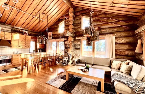 Rukatunturi Villa | Ruka View by Lapland Villas, Ruka, Ski In, 4BR, Private Sauna, Fireplace