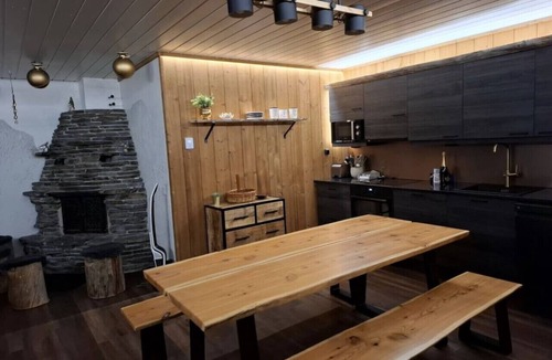 Rukatunturi House | Rukapirtti | Spacious 5BR Chalet with Sauna