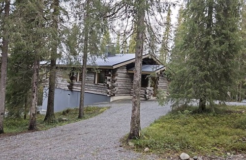 Rukatunturi House | Rukapirtti | Spacious 5BR Chalet with Sauna
