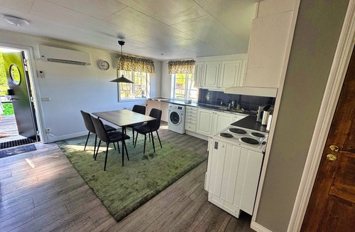 Skutskar House | Rural accommodation close to everything!