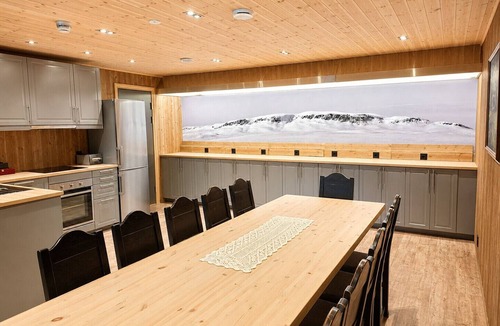 Al Municipality Cottage | Rustic Charming Karstenstua