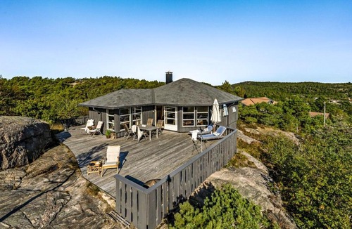 Mandal House | Sørlandshytta Lykke in Mandal by Tånes