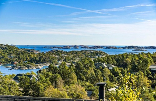 Mandal House | Sørlandshytta Lykke in Mandal by Tånes