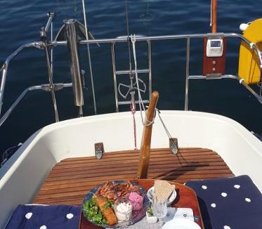 Karlshamn Boat Rental | Sailboat Amber