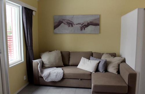 Vardo Bed & Breakfast | Sandösunds Radhus