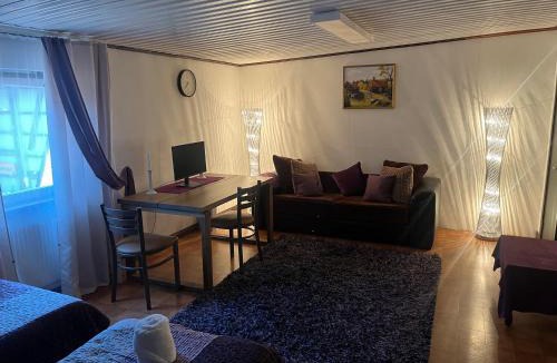 Karlholmsbruk Bed & Breakfast | Sandby