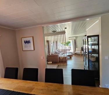 Eckero Apartment | Sandmo Holiday Home 13