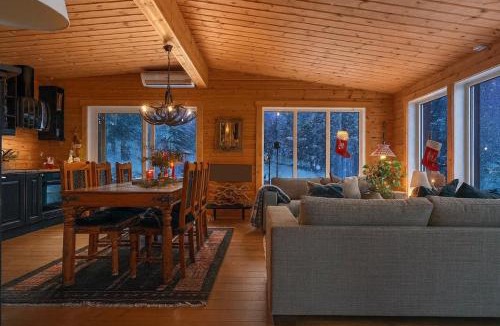 Tromso Ski Chalet | Santa's Aurora Observatory