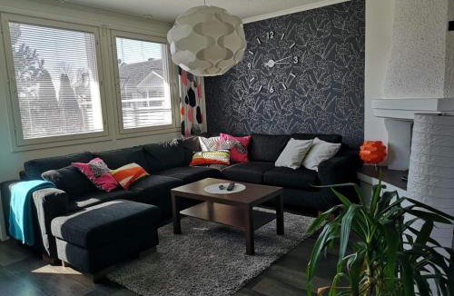 Narpes Apartment | SARA - Modern Row Aprt with Sauna - 24h Check-in