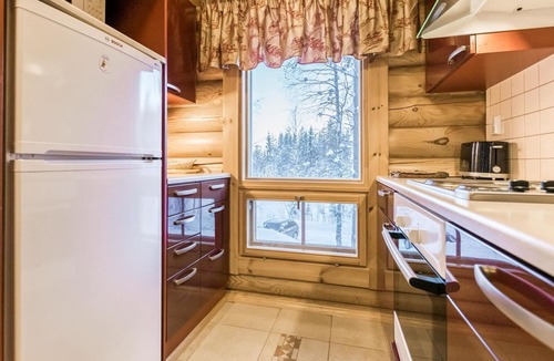 Kehys-Kainuu House | Sateenkaari mökki by Interhome