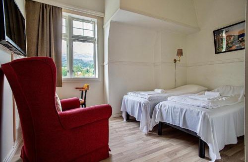Saudasjøen Hotel | Sauda Fjordhotell