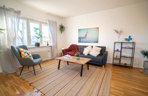 Lundby Apartment | Scandi-Boho 1BR | Calm & Well-Connected Location