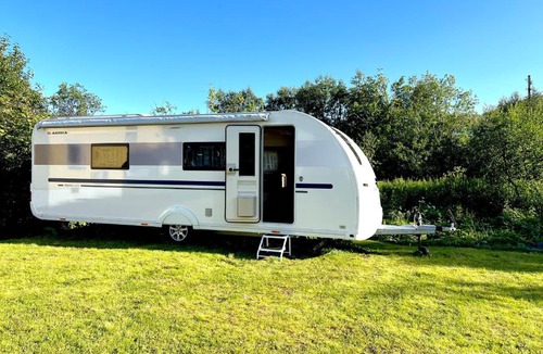 Skjervoy Other | Scandi Hotel on Wheels !The Peak of Your Dreams