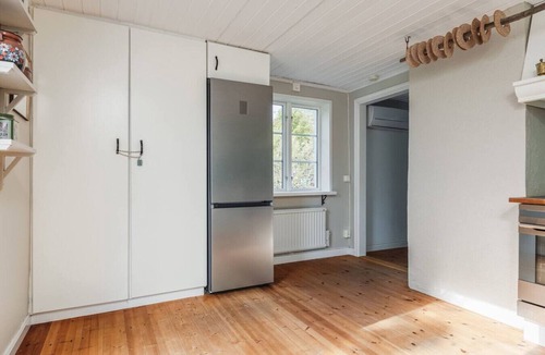Axmar House | Scandi Style Retreat 3BR near Sea and Forest