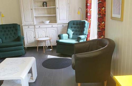 Ardalstangen Apartment | Scenic Riverside Stay Årdalstangen