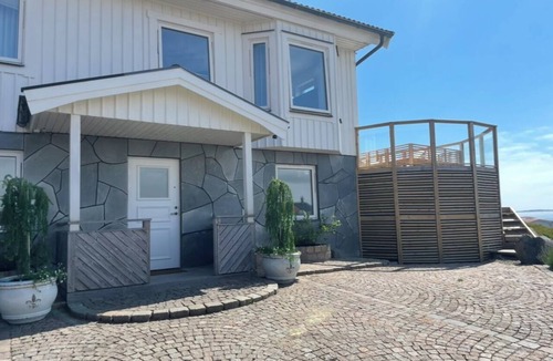 Goteborg Municipality Apartment | Studio Near sea quiet and peaceful! You can walk in near water