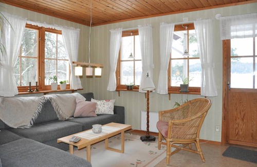 Kristinehamn House | 70 m² House ∙ 4 bedrooms ∙ 6 guests