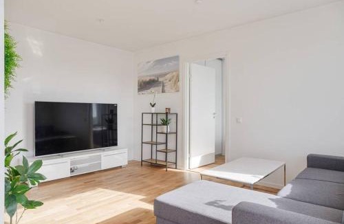 Vaster Apartment | Sea & City