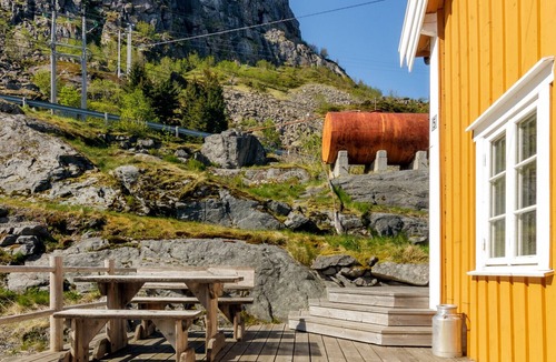 Moskenes Cabin | Seaside cabin in Tind, Sørvågen
