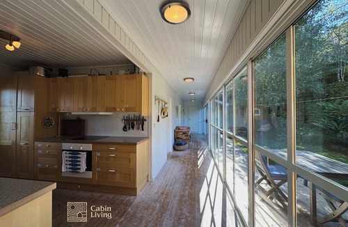 Kragero Cabin | Seaside cabin with boat and beach in Kragerø