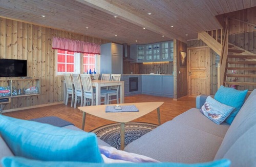 Kvaloya Cabin | Seaside Cabins Near Tromsø | Northern Lights Views