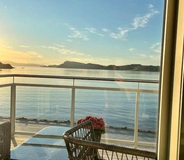 Buvika House | seaside house with stunning sunsets & sun all day Near Trondheim